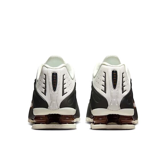 Nike New Women's Shox R4 Shoes Size 8 - Picture 7 of 8